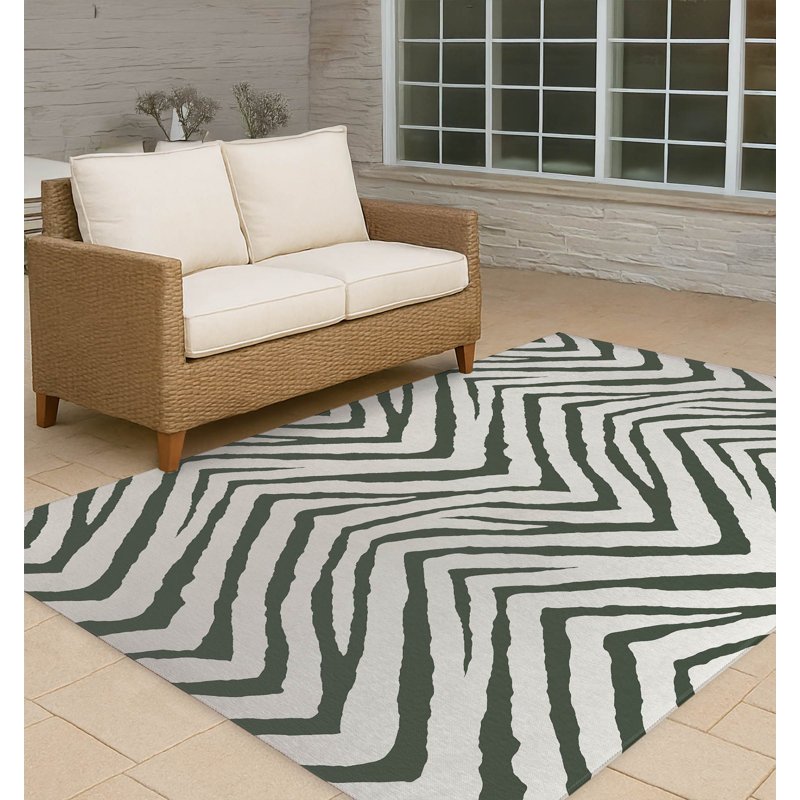 Zebra Stripe Non-Slip Outdoor Rug, Rectangle 5' x 7'