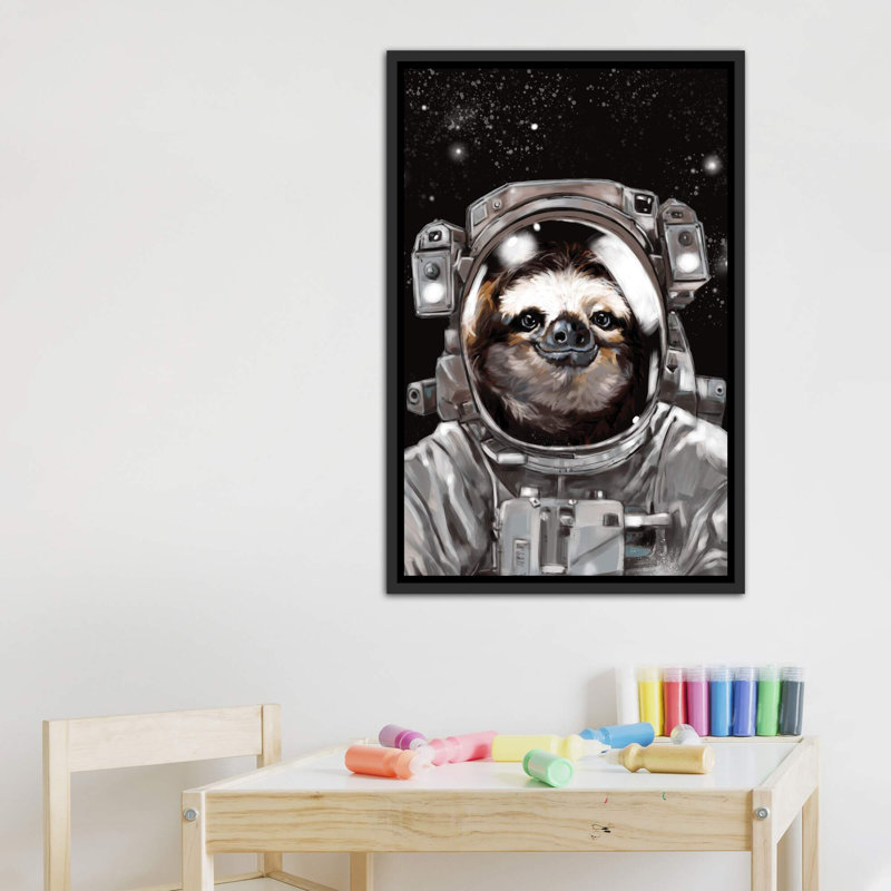 « astronaute sloth selfie », art, Toile avec cadre noir, H 26 po x l 18 po x P 1,5 po