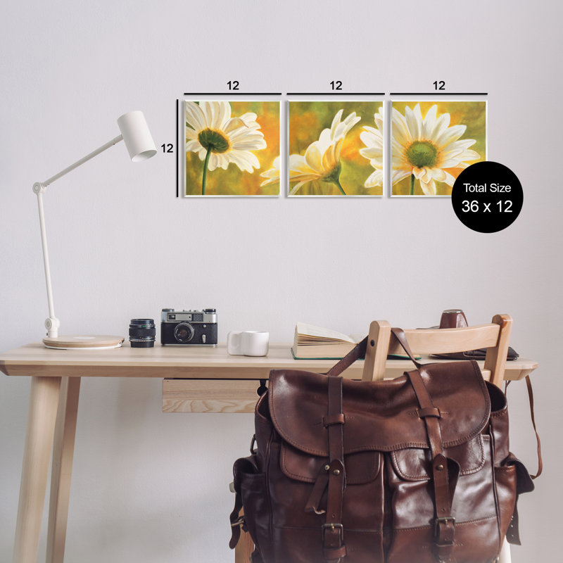 «Blooming Wild Daisies Field» par Pierre Viollet - peinture 3 pièces, H 12 po x l 36 po x P 0,5 po, Unframed