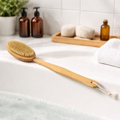 Brosse pour le corps en bois naturel avec longue poignée