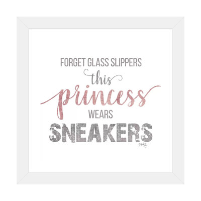 Cette princesse porte des espadrilles par Marla Rae - impression d'art textuel
