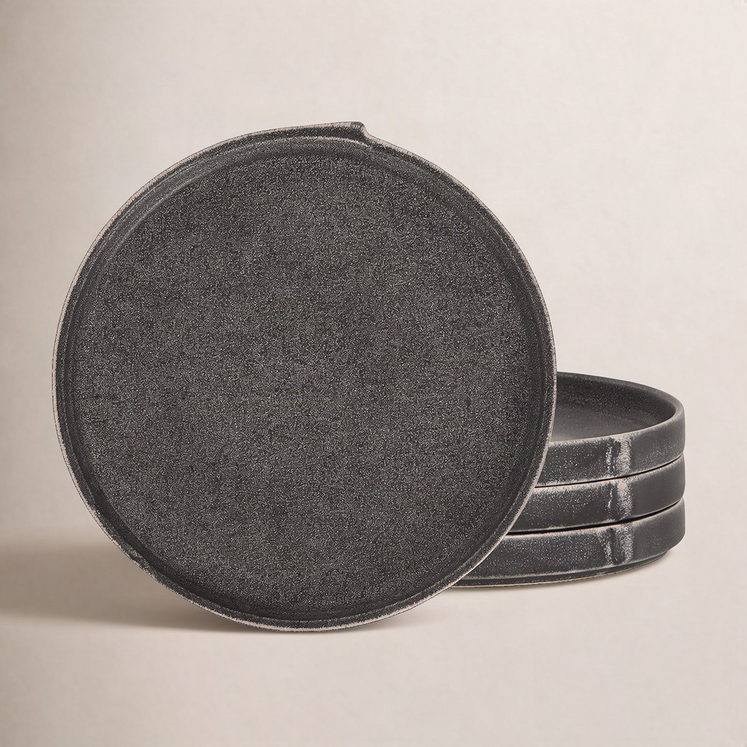 Bao 7" Salad Plate, Black