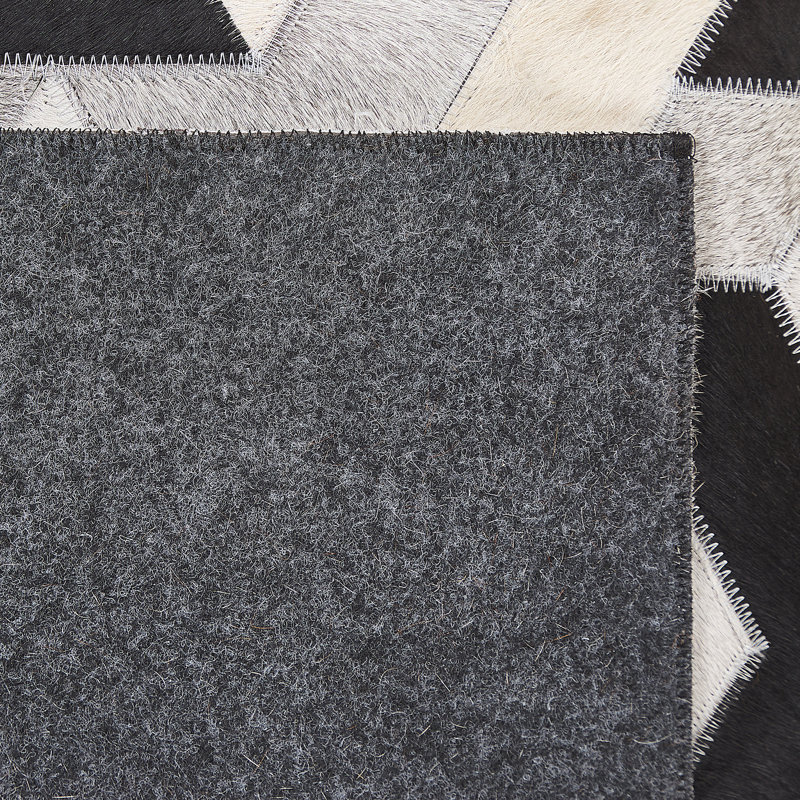 Danvers Geometric Area Rug, 160 x 230 cm