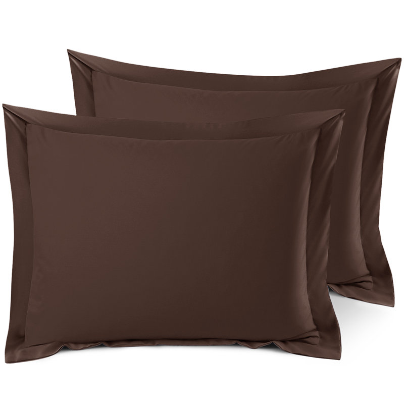 Polyester Bedding, Chocolate, 20" x 36"