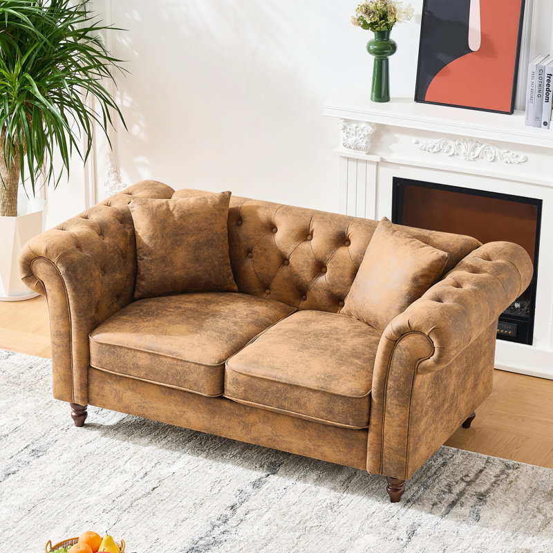 Canapé en tissu 63 po Chesterfield ,Tech, canapé à accoudoirs roulés en tissu High-Tech, canapé rembourré de style Mid-Century, canapé 2 places pour salon, bureau, appartement, brun
