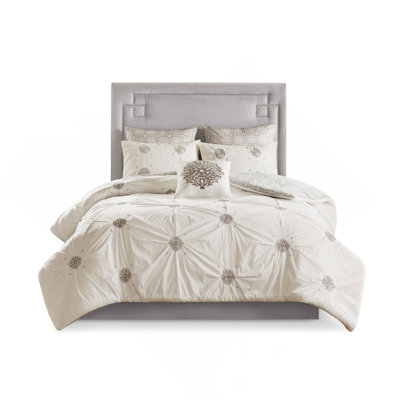 Luxurious 6 Piece Reversible Cotton Comforter Set With Embroidery And Medallion Print, Perfect For Bedroom Decor
