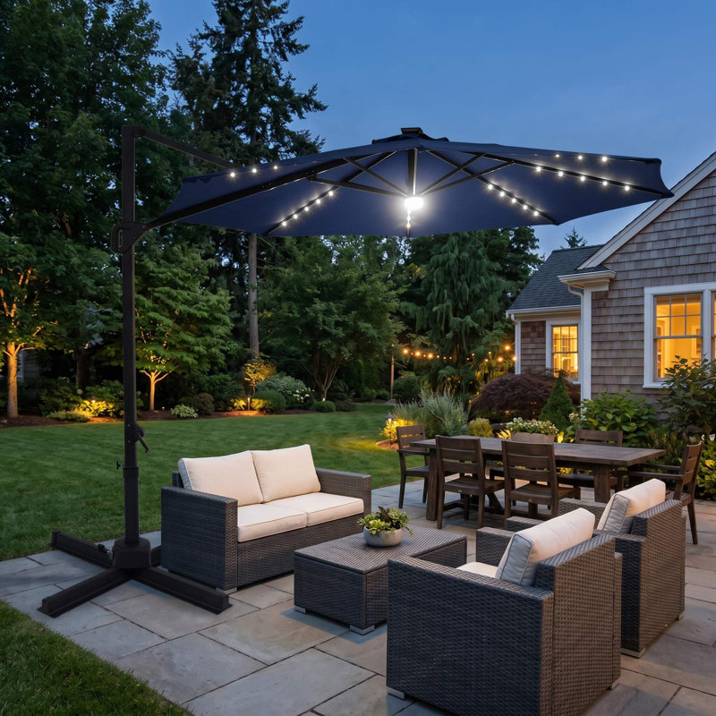 Parasol de patio en porte-à-faux décalé de 10 pi, lumières à DEL solaires économes en énergie et mécanisme de rotation à 360 °, cadre imperméable UV50 + résistant à la décoloration et cadre antirouille