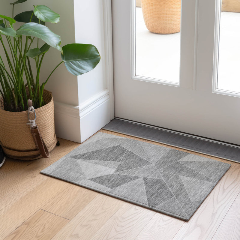Geometric Indoor / Outdoor Rug, Rectangle 1'8" x 2'6"