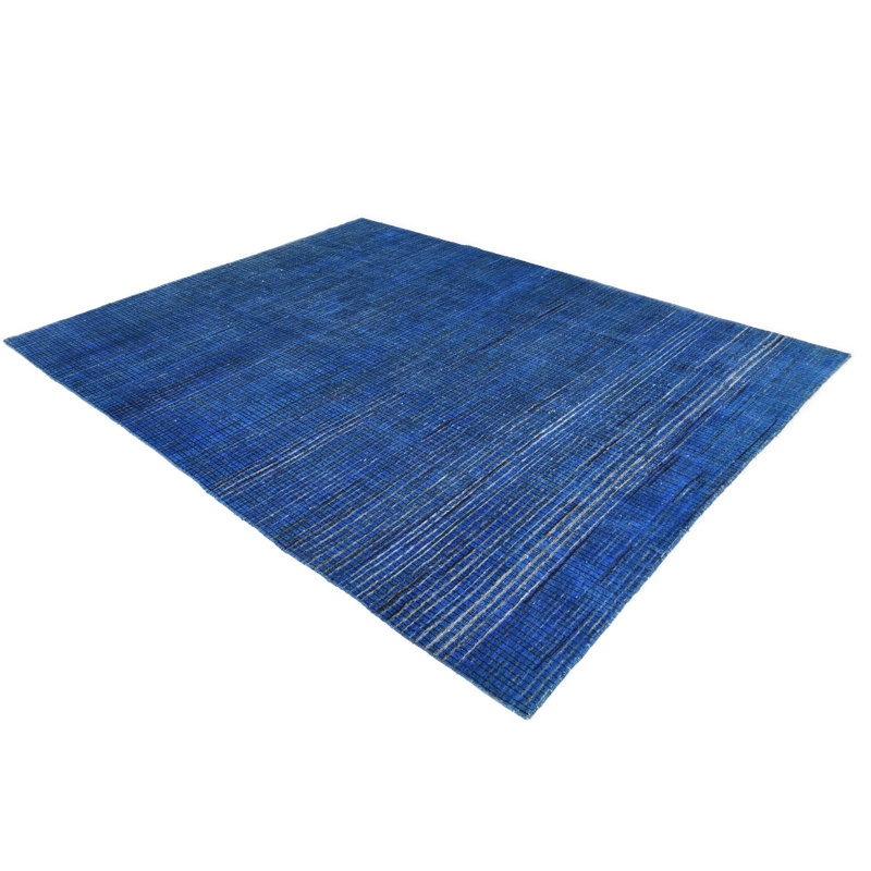 Tapis bleu Judy