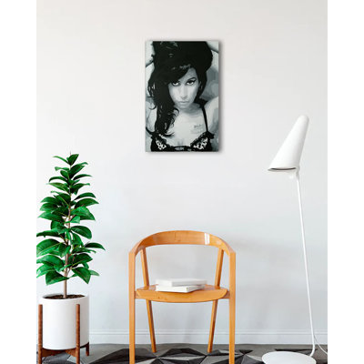 "Pin-Up Amy Winehouse" par Pop Art Queen, impression sur toile tendue