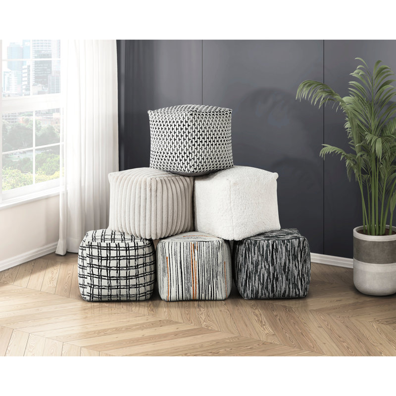 Pouf carré recouvert, antidérapant, capacité de 300 lb, multicolore, 16 x 16 x 16 po multicolore avec tissu, fond antidérapant