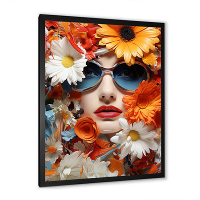 Portrait floral de femme avec lunettes de soleil et fleurs II - accessoires de mode, art mural
