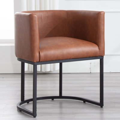 Chaise rembourrée en similicuir avec accoudoirs