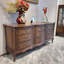 Armoire d'appoint en bois manufacturé brun foncé