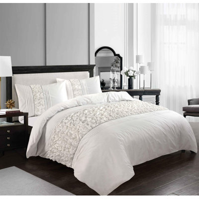 Miki Cotton Blend No Pattern Duvet Cover Set with Pillowcases Included