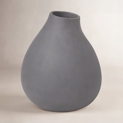 Nona Porcelain Table Vase