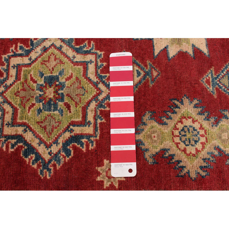 Tapis rouge foncé Finest Ghazni 4 pi 11 po x 6 pi 10 po