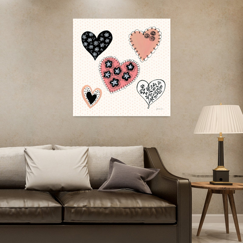 Art floral contemporain avec cœurs floraux, H 32 po x l 32 po