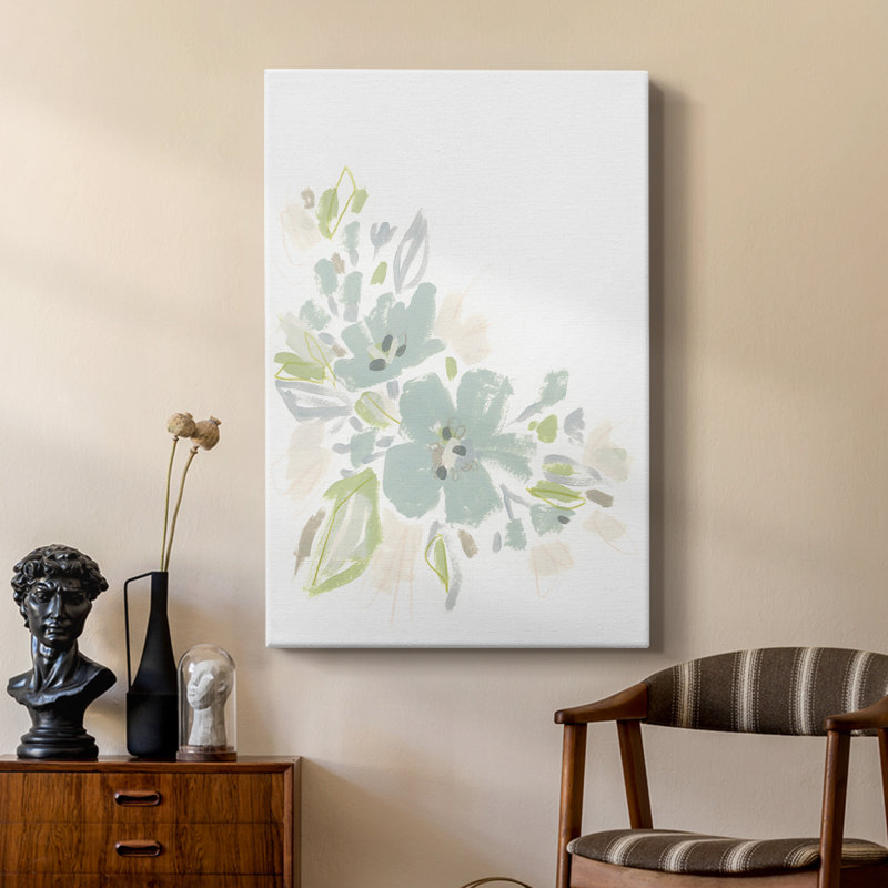 Seafoam Petals I - Gallery sur mesure, H 27 po x l 18 po