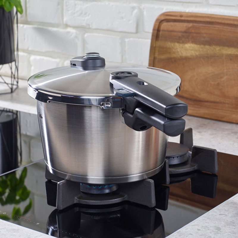 Vitaquick® Premium Pressure Cooker, 2.6 Quart With Steamer Insert And Tripod, 9.8" H x 11.4" W x 18.5" D