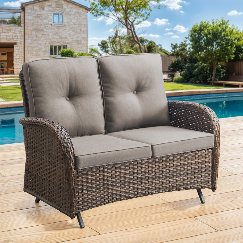Causeuse de patio Valierius avec coussins résistants à l'eau - expérience de glisse en douceur et conception durable pour la détente dans la cour, le jardin et le balcon