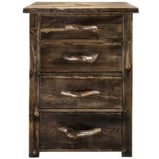 Commode 4 tiroirs Bigstone avec accents en fer forgé Bigstone