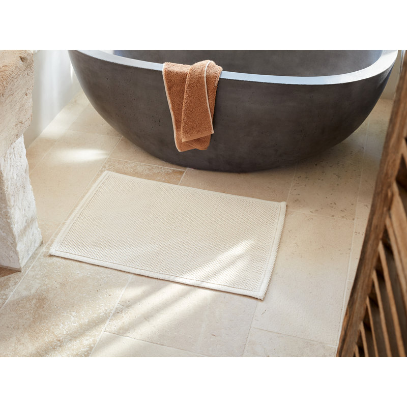 Alpine White Organic Cotton Pebbled Bath Rug 24'' x 36''