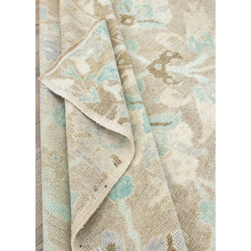 Tapis en laine à motif floral Sungur