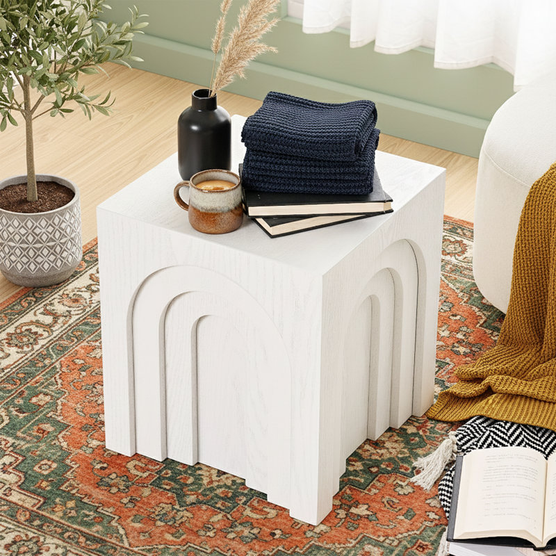 Table d'appoint moderne de 16 pouces de large et table de chevet pour petits espaces Table de bout minimaliste blanche pour le salon, la chambre de bébé