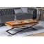 Table basse à pieds croisés