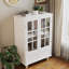 Buffet minimaliste blanc avec portes en verre et tiroir