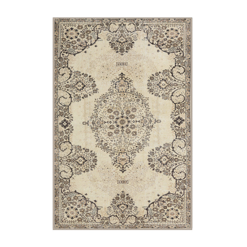 Arellano Oriental Indoor Rug, Rectangle 7' x 10'