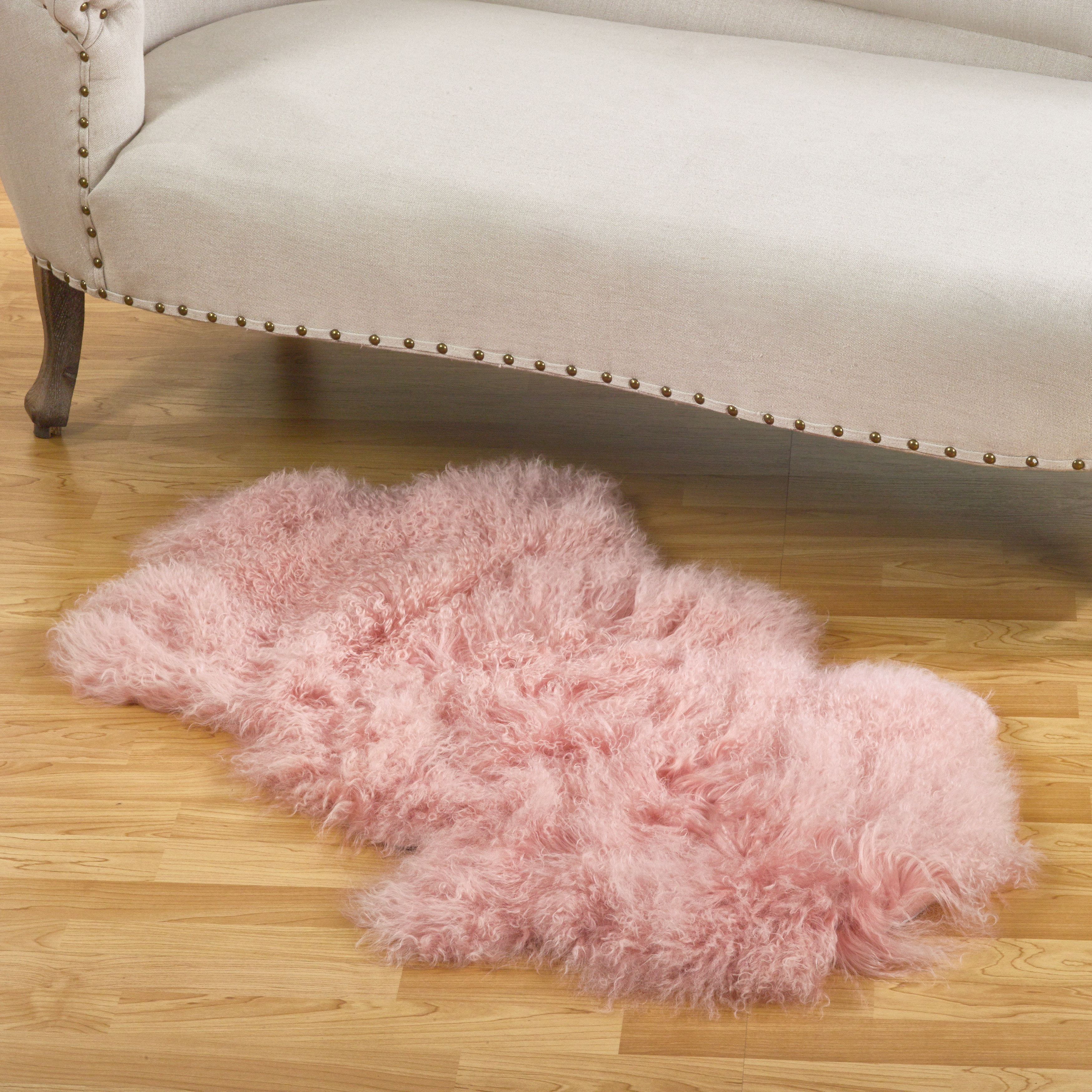 Sheepskin on sale pink rug