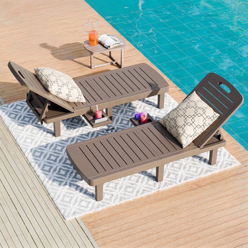 Chaises longues surdimensionnées en résine de 74 po avec dossier réglable à 5 niveaux et porte-gobelet pour piscine, patio, plage, cour (2 pièces)
