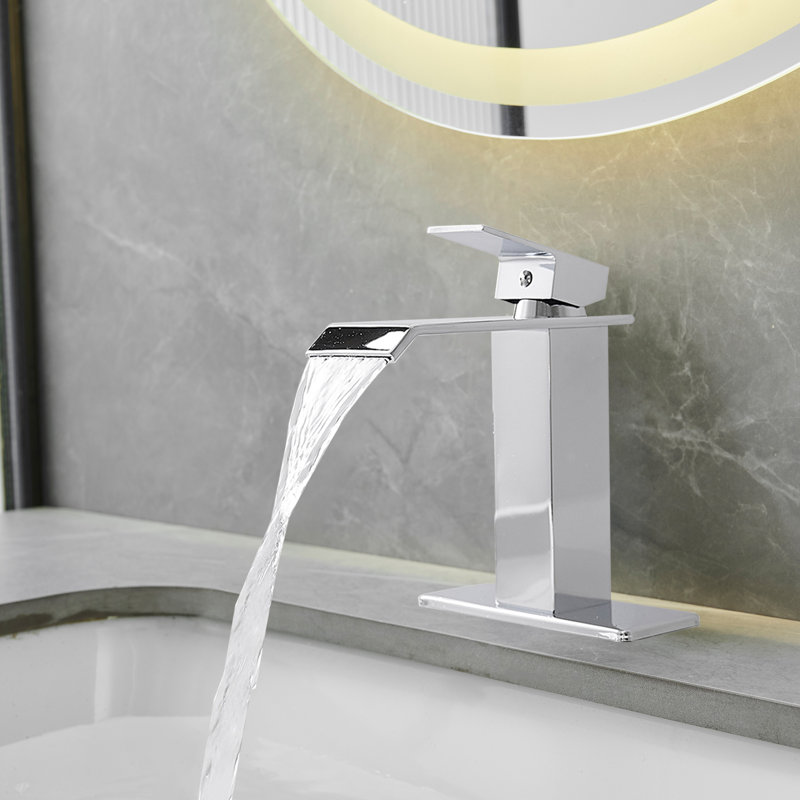 Robinet pour salle de bain à poignée simple Wiz Waterfall, Chrome poli
