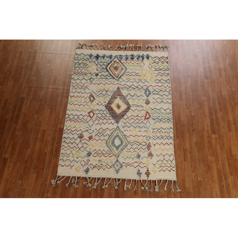Tapis unique en laine noué à la main 5 pi 3 po x 7 pi 6 po nouvel âge en beige et ivoire