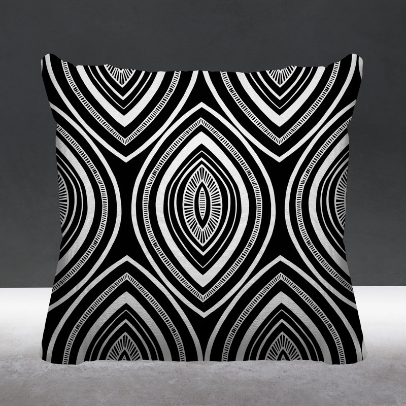 Coussin décoratif intérieur / extérieur Gateson Tribal, 19 po x 19 po, Noir, Carré