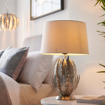 Jalynn Metal Table Lamp