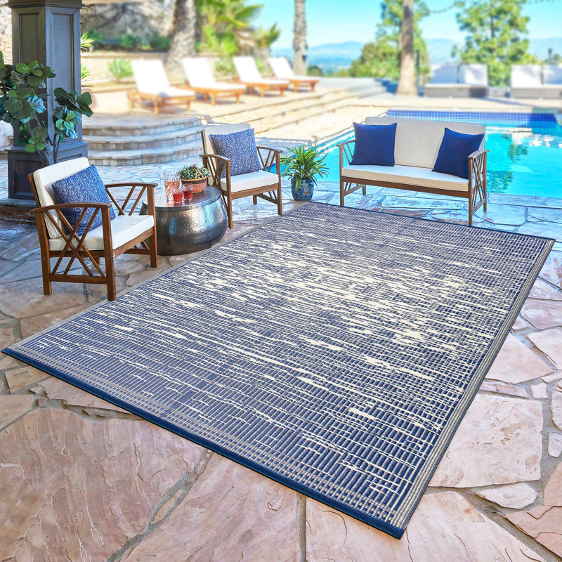 Tapis d'extérieur abstrait réversible bleu Aldo, Rectangle 5 pi 10 po x 8 pi 10 po