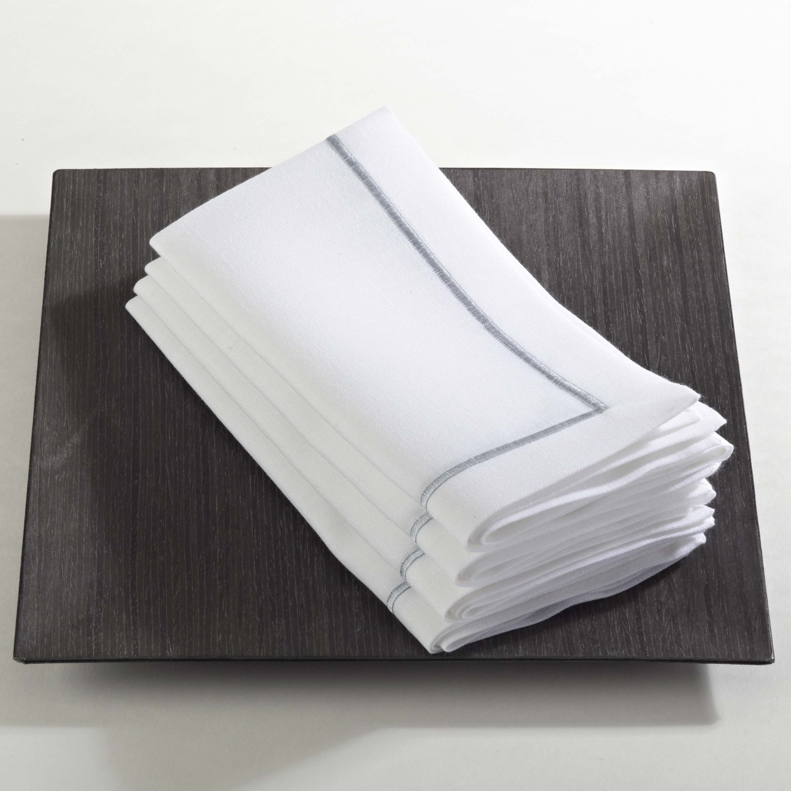 Odelle Polyester No Pattern Napkin, Platinum