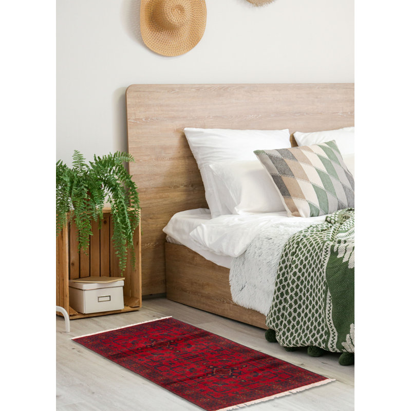 Castelli Red Rug 2'5" x 4'2"