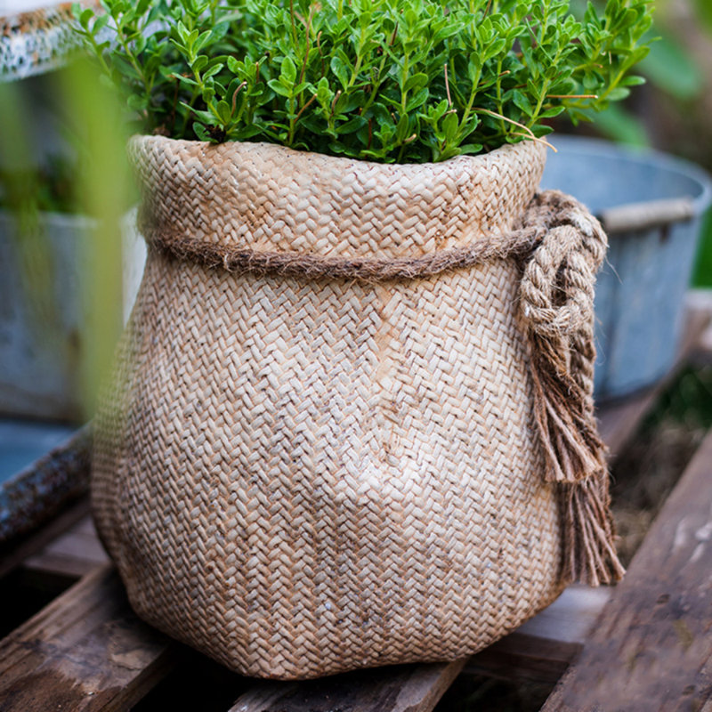 Claxten Handmade Pot Planter, 6.7" H x 7.08" W x 5.5" D