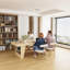 Table multifonctionnelle avec un bureau spacieux