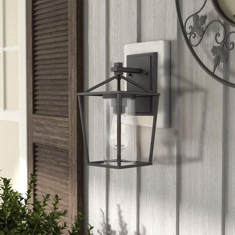 Shortridge Wall Light