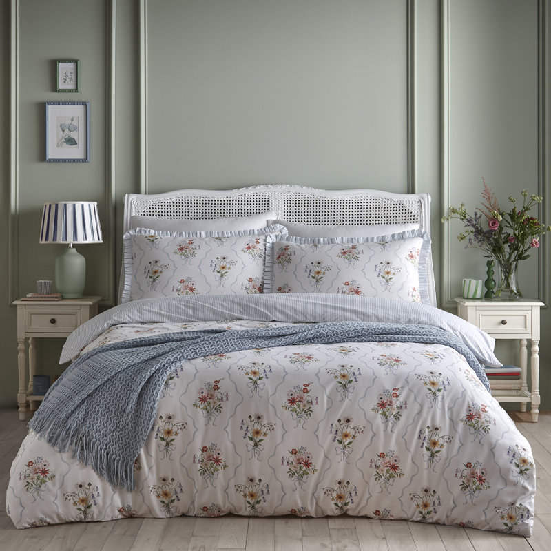 AppleTree Floral Bouquet Cotton Floral Duvet Cover Set with Pillowcases, Super King