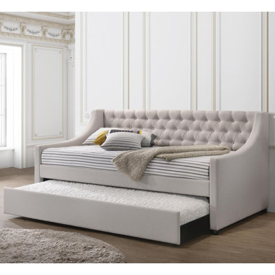 Dramford Upholstered Daybed