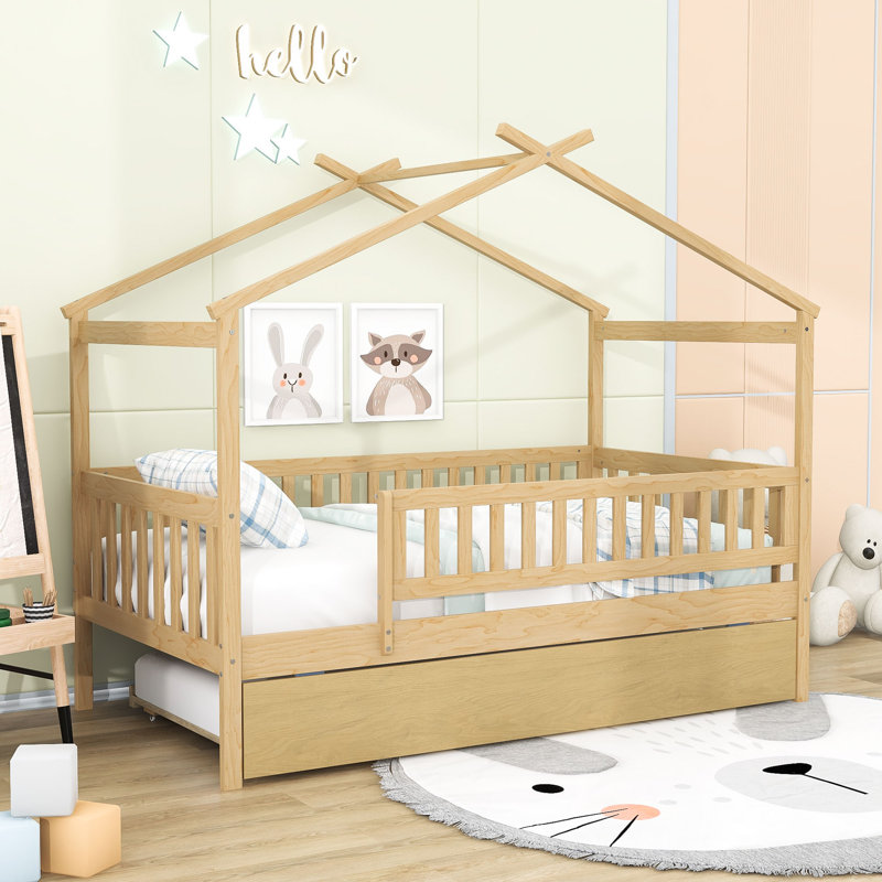 Dustee Wood Daybed with Slats, Natural, Twin