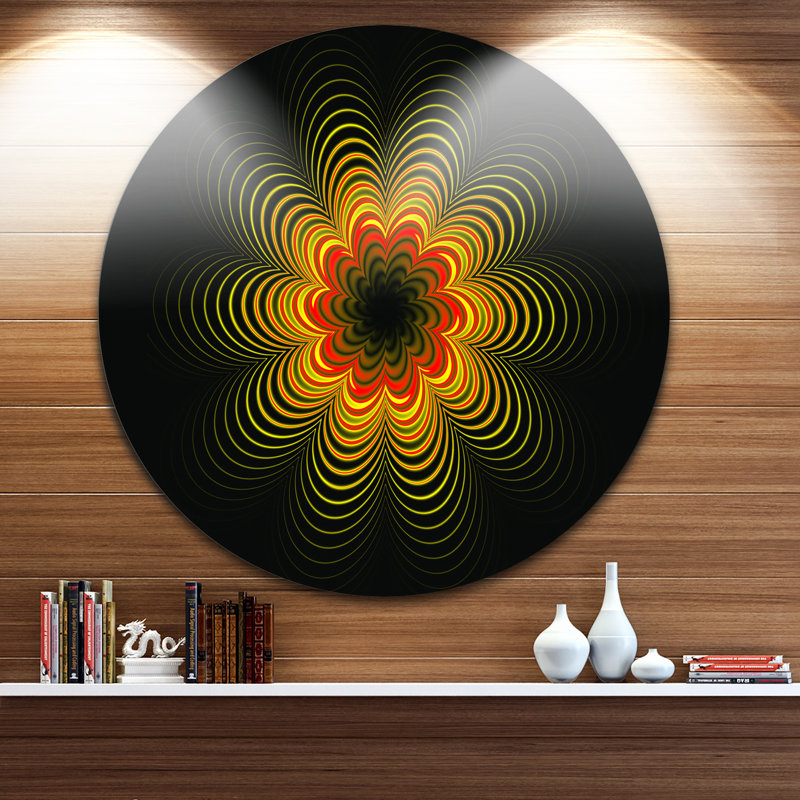 «Psychedelic Yellow Fractal Flower», impression, H 23 po x l 23 po x P 1 po, Métal