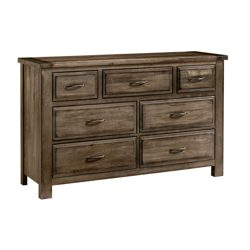 Nixa Solid Wood 62'' W 7 - Drawer Dresser, Maple Syrup