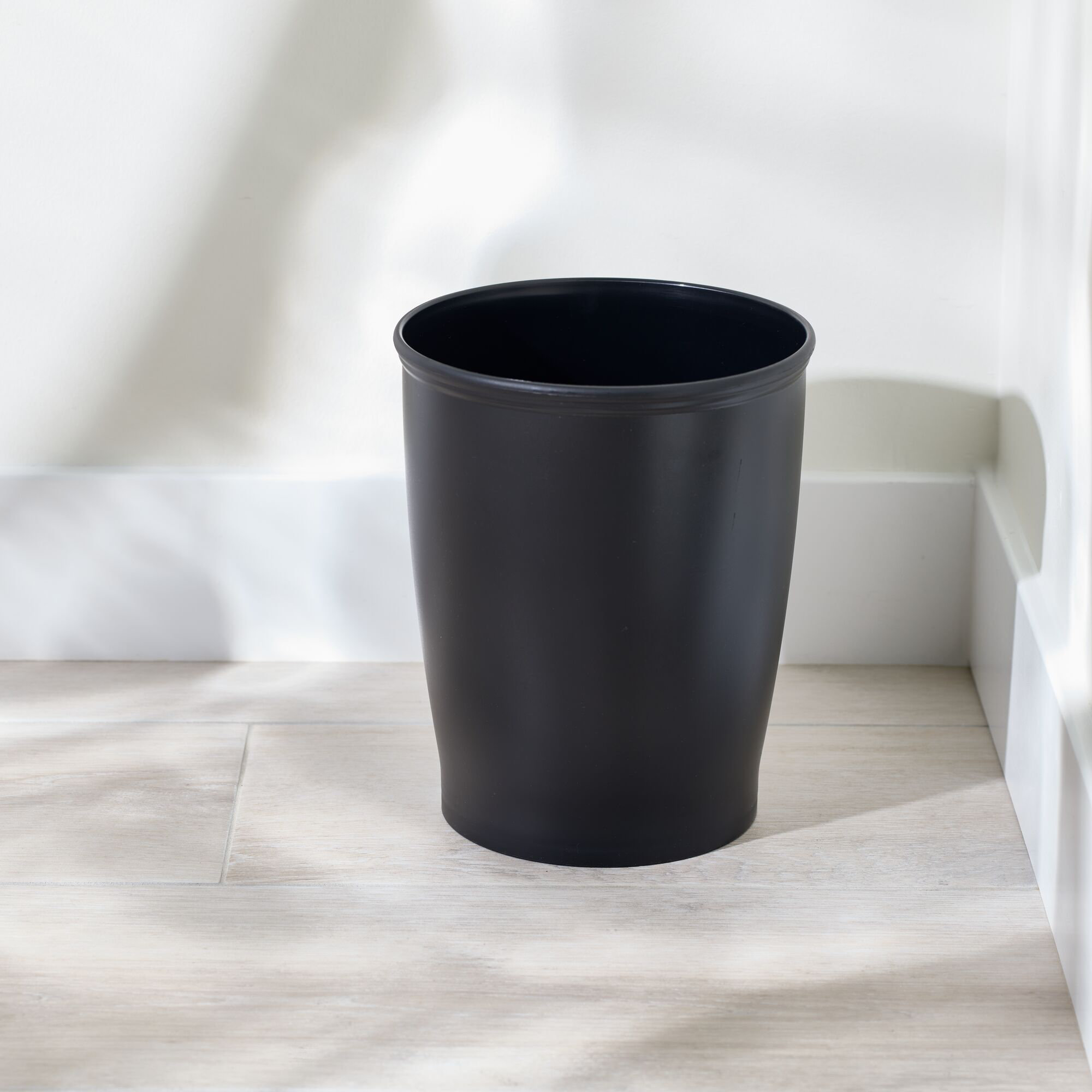 iDesign Kent Plastic Wastebasket Trash Can, 8.25" x 10" & Reviews | Wayfair